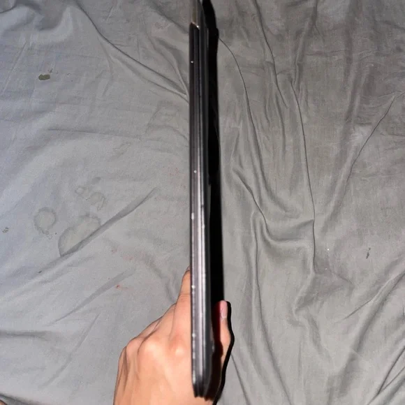 hp spectre laptop ( charger included)